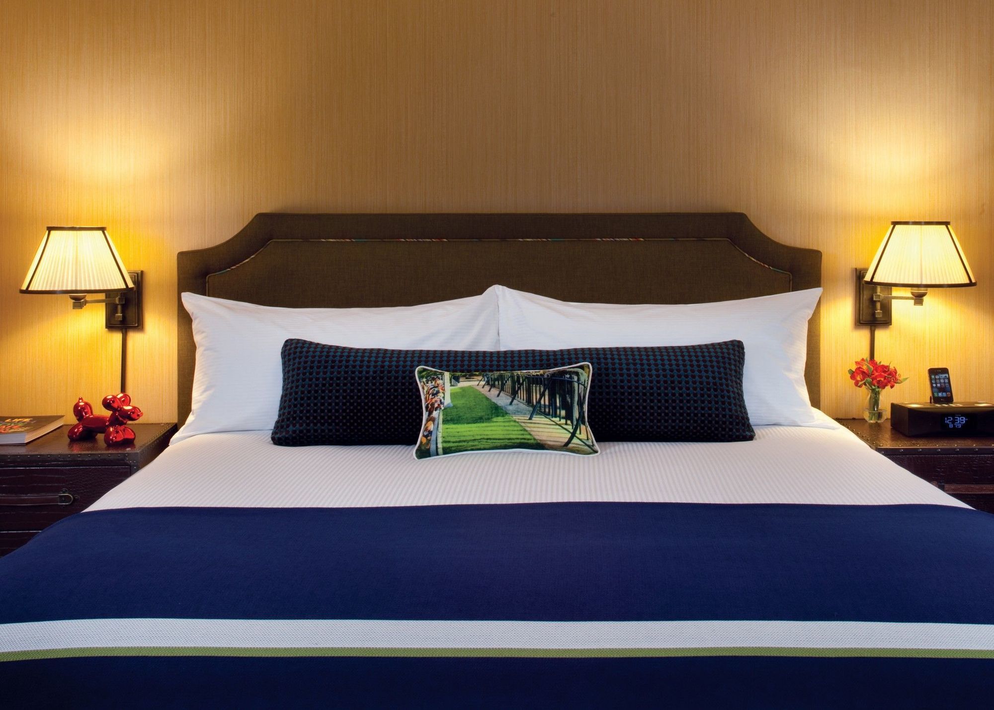 Hotel Lincoln Chicago Room photo
